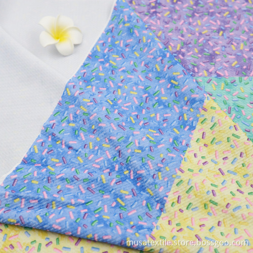 Benutzerdefinierte Druckdesign Blume Cartoon Bullet Stoff